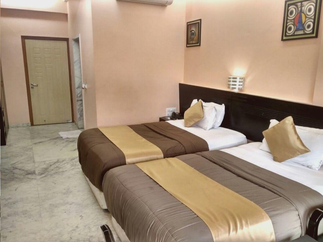לונבלה Hotel Aristro מראה חיצוני תמונה